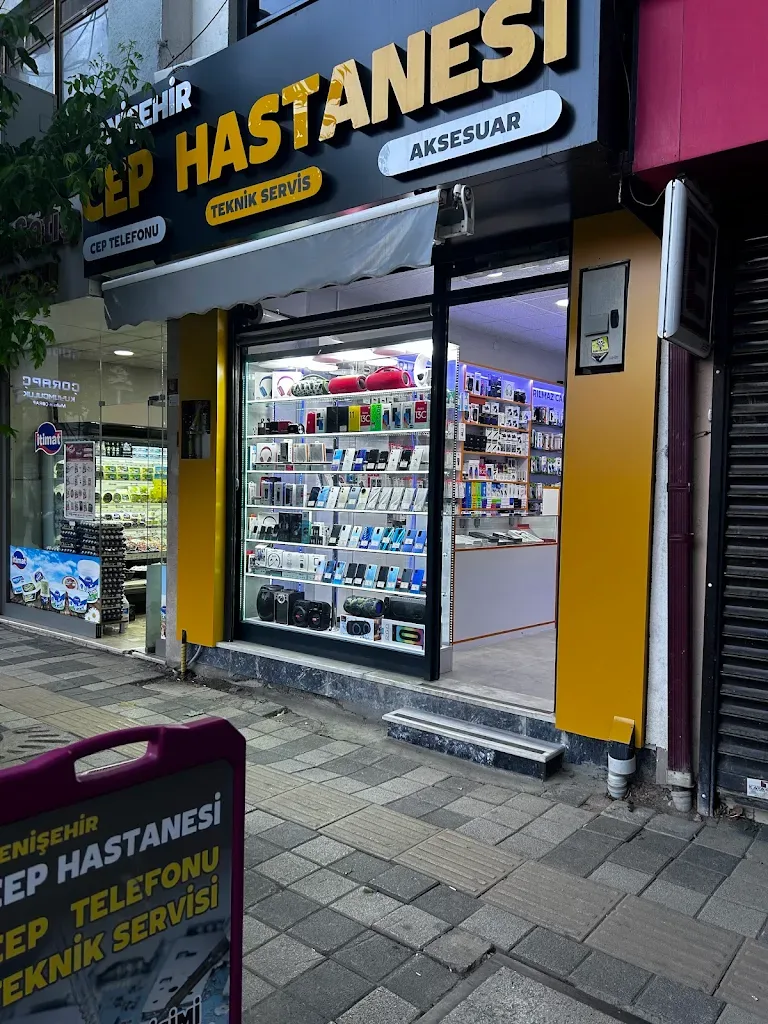 Yenişehir Cep Hastanesi 26 Yıllık Tecrübesiyle Hızlı ve Güvenilir Telefon Tamir Hizmeti Sunuyor