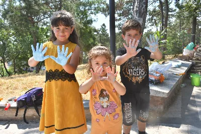 Minik ellerden Babasultan Parkı'na renkli dokunuş