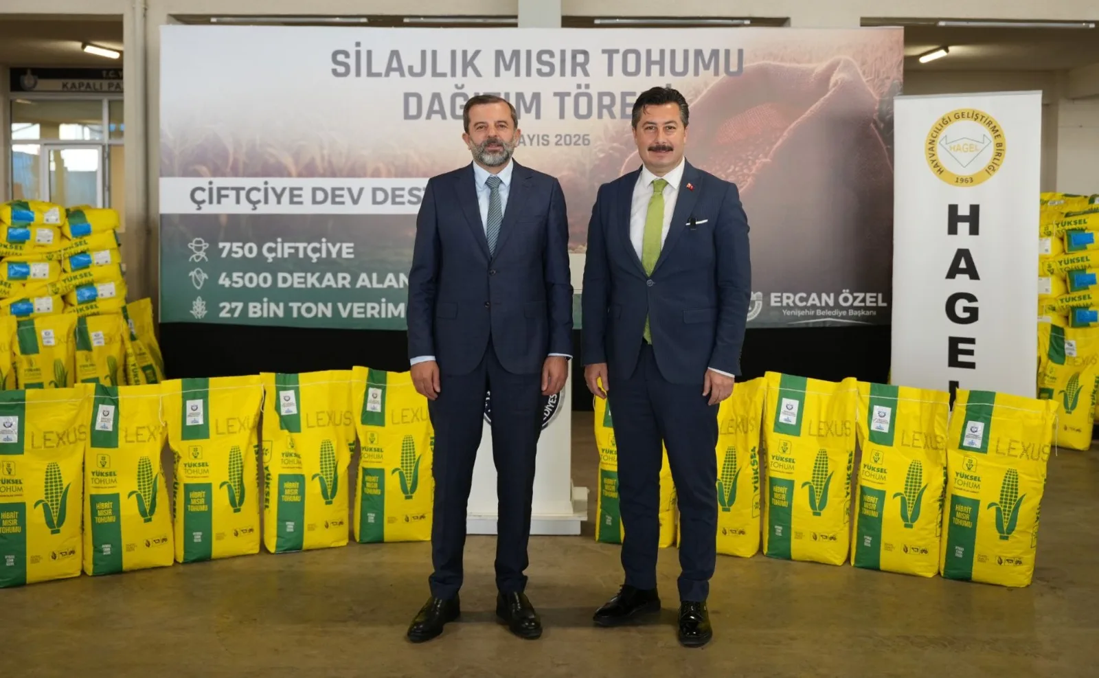 Yenişehir çiftçisine silajlık mısır tohumu desteği